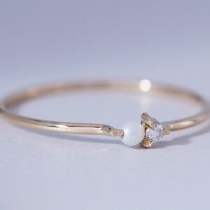 'Dewdrop Ring' by Catbird Jewelry NYC
Catbird Size: 5
FINAL MARKDOWN